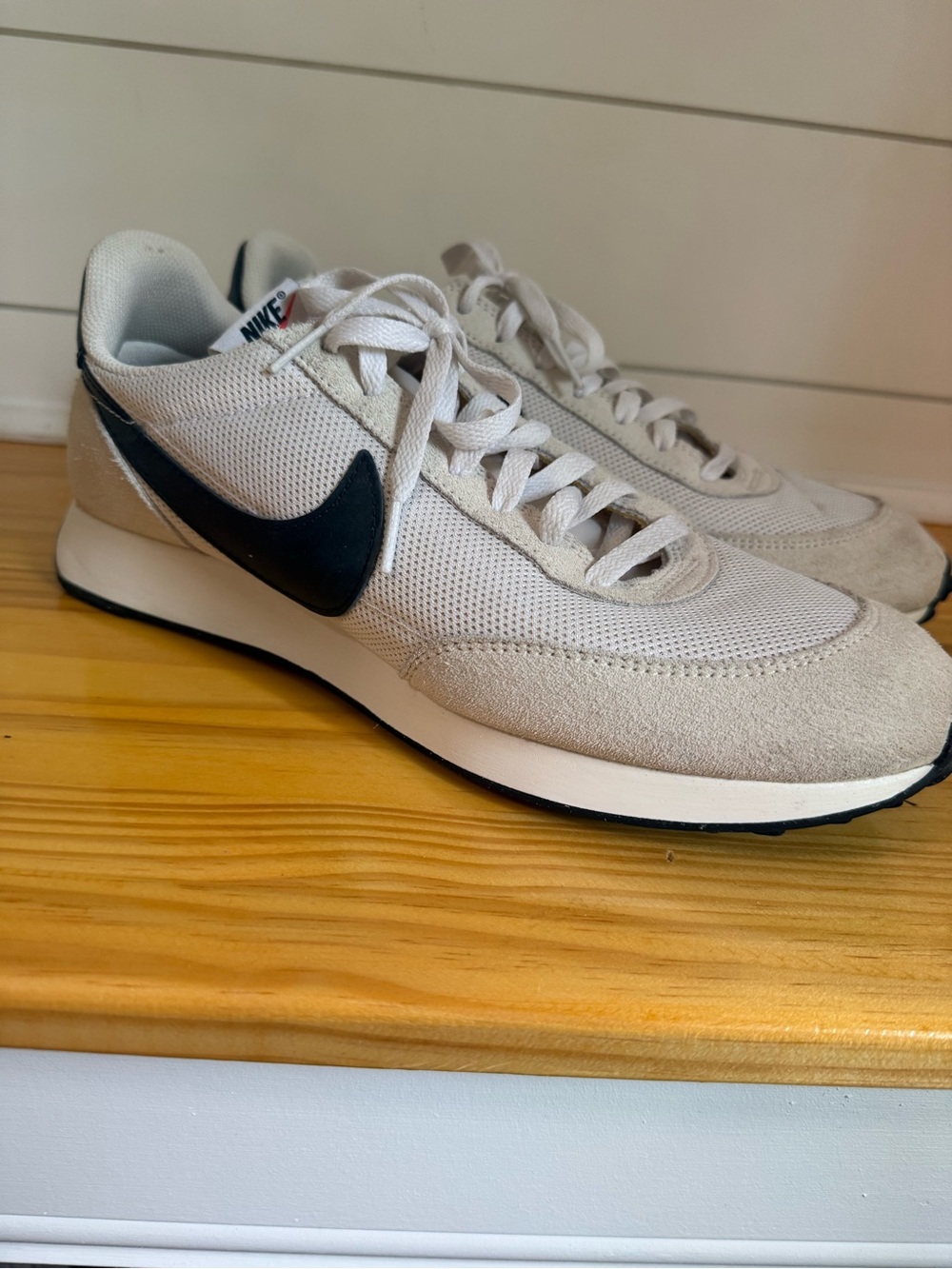 Nike Light Gray and Black Low-Profile Sneakers